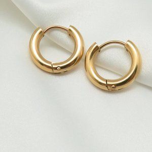 Reina Hoop Earrings